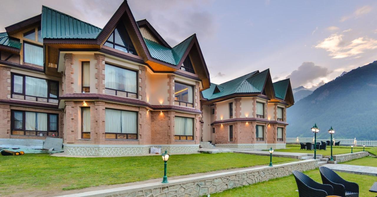 Hotel Village Walk Sonāmarg Eksteriør billede